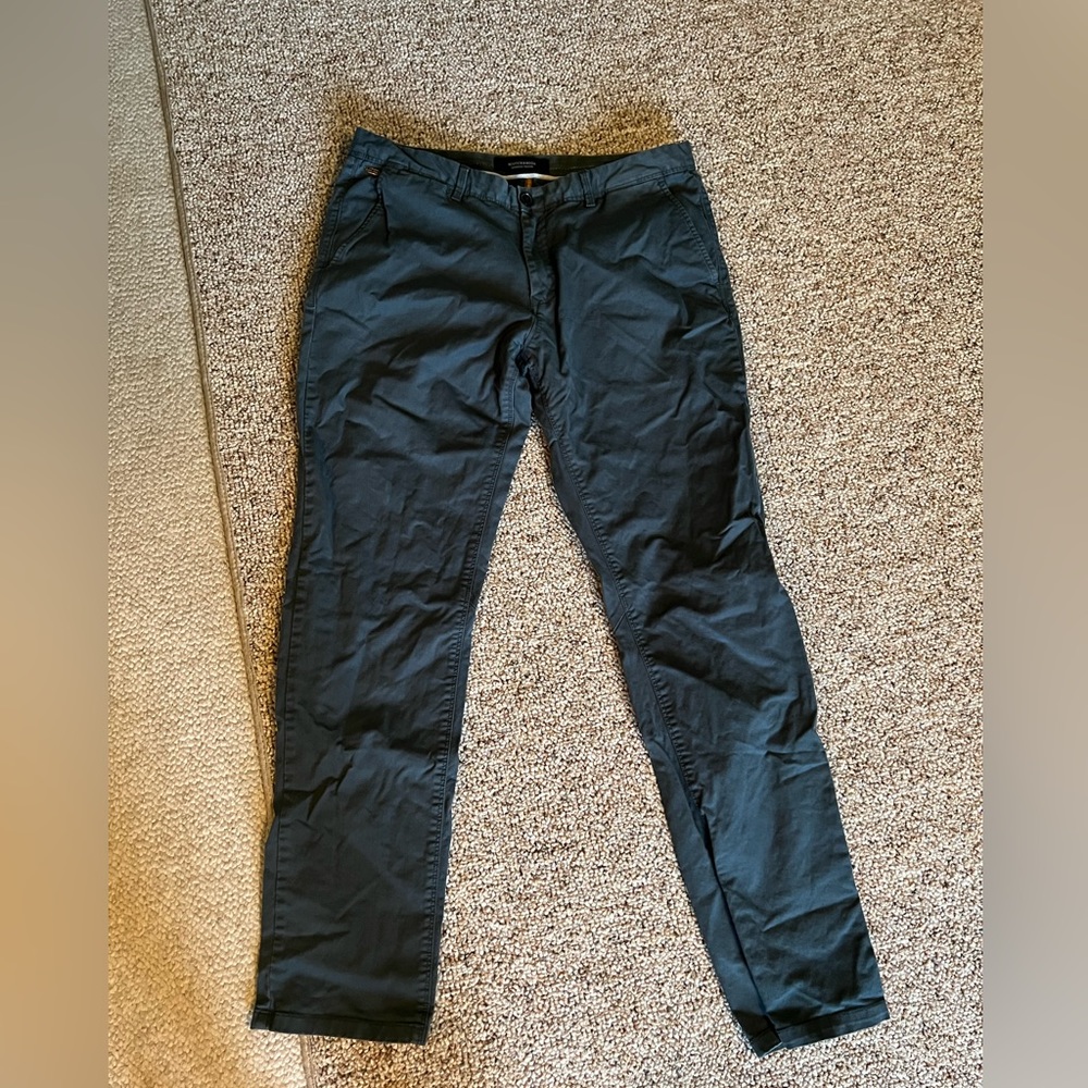 Chino with flap button back pockets by scotch and soda